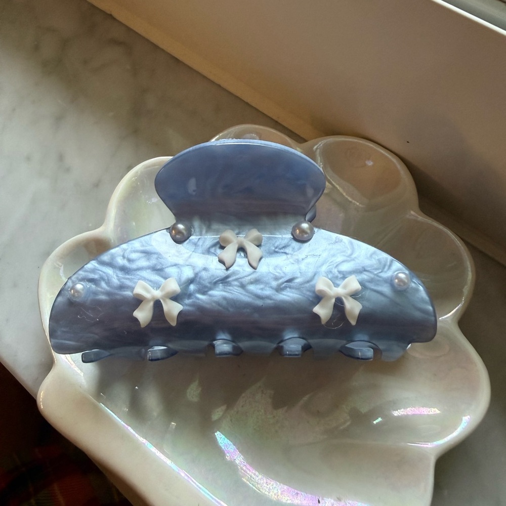 Blue Hair Claw Clip with Bow Accents